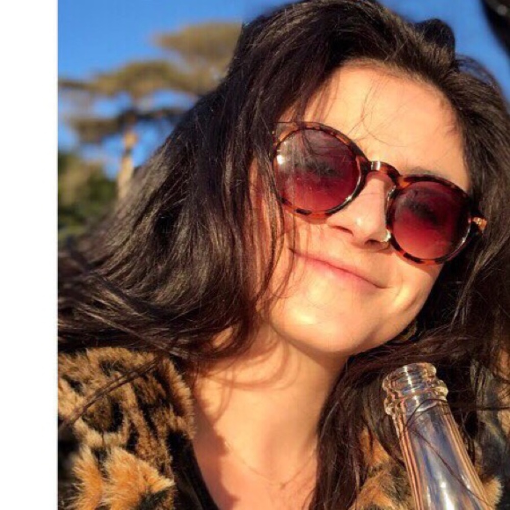 Meet your Posher, Marina